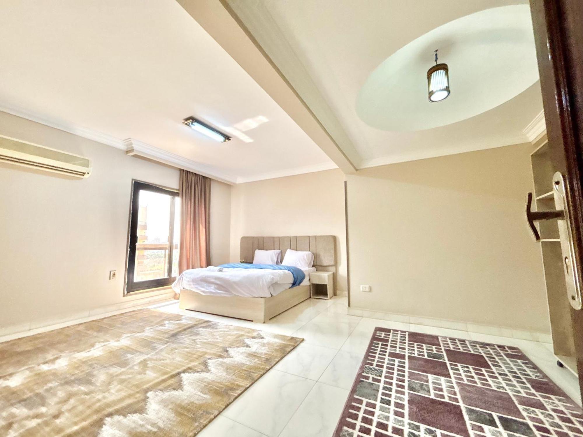 Elite In Mohandseen - Families Only Il Cairo