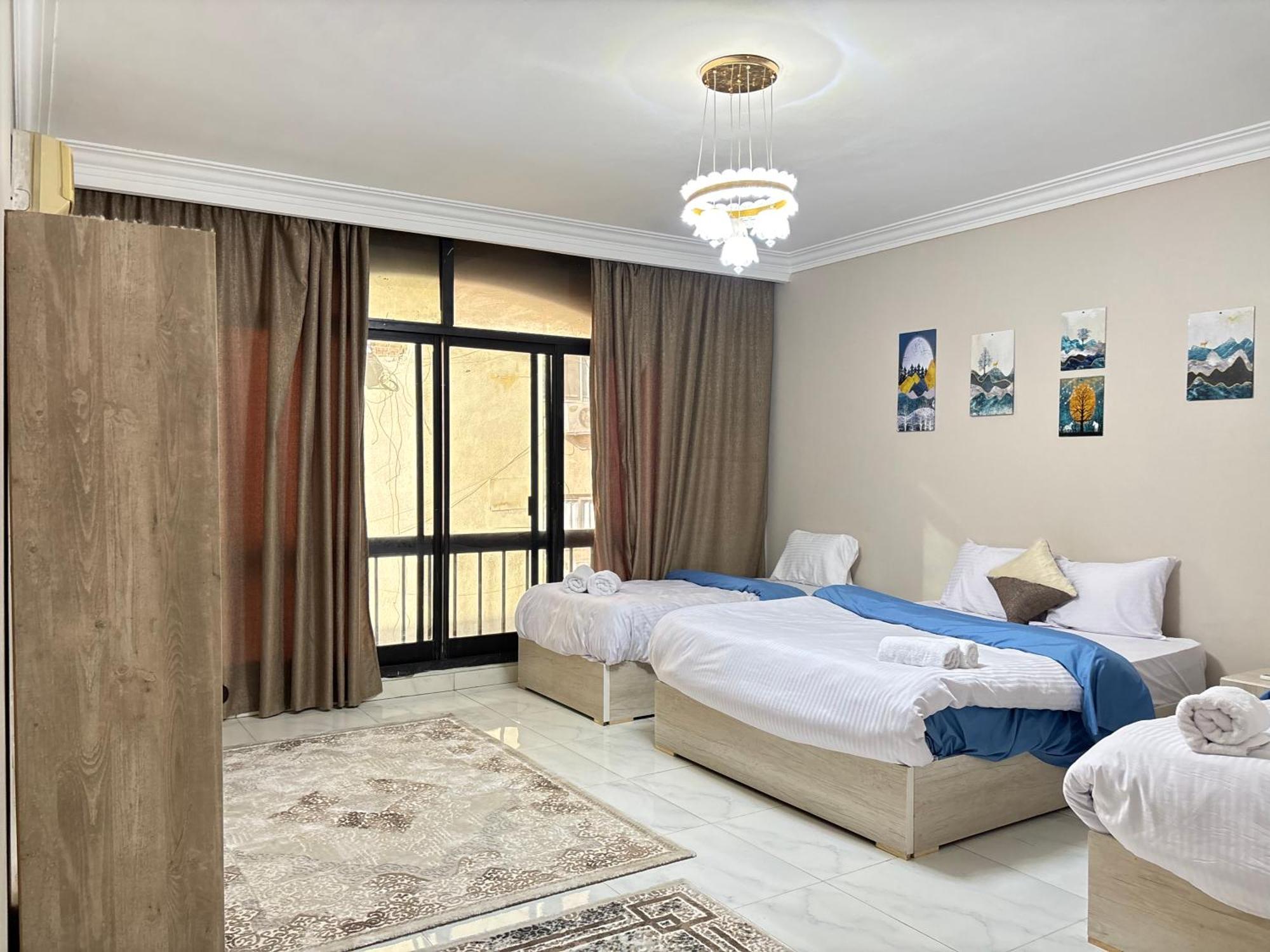 Elite In Mohandseen - Families Only * Il Cairo
